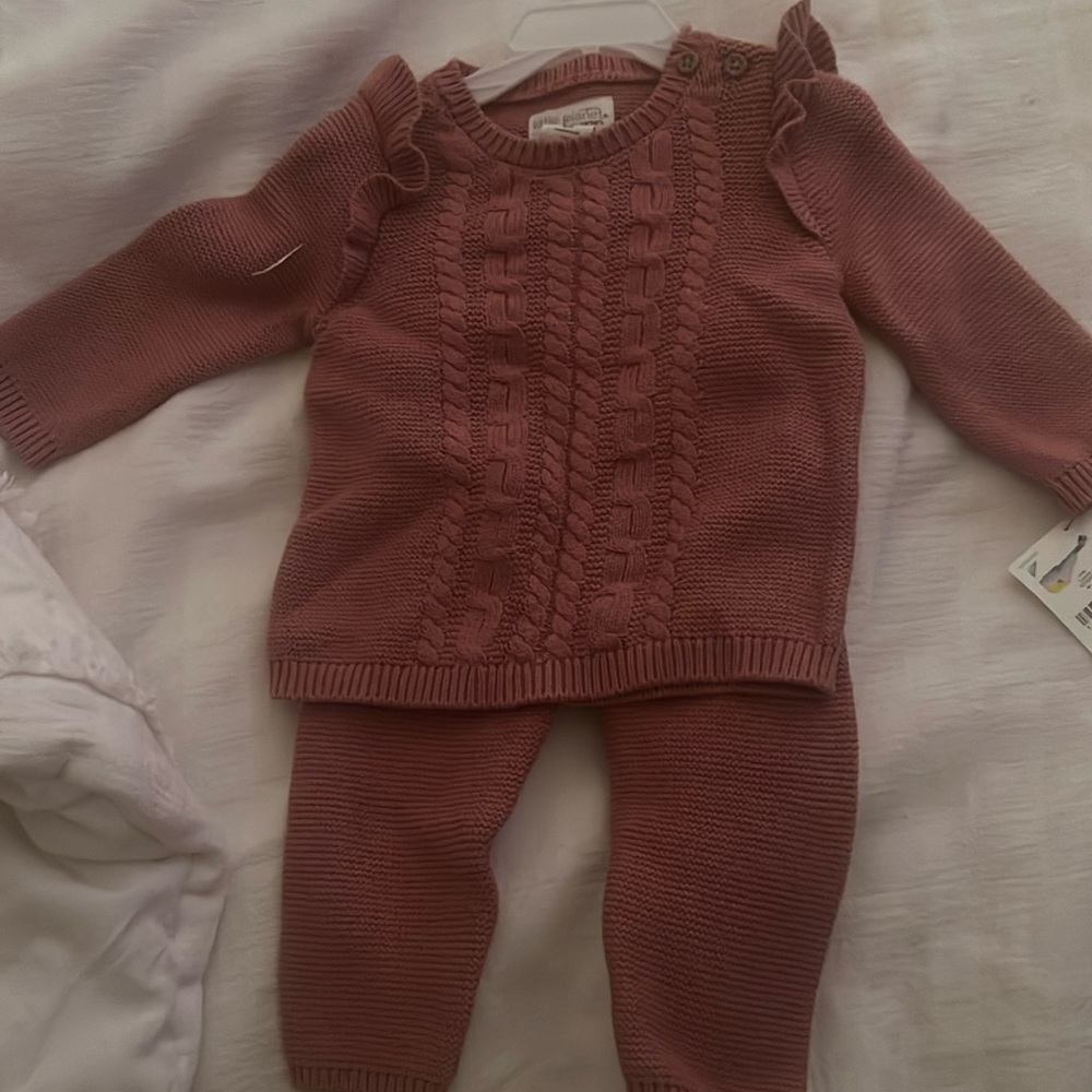 6 Month old set